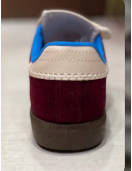 Zapatilla Rayas Burdeos