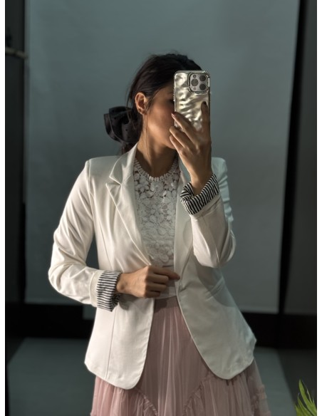 Blazer Manga Rayas Blanca