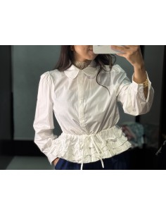 Camisa Blanca Bajo Volante