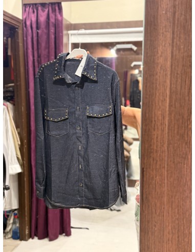 Camisa Denim Tachas