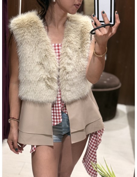 Chaleco Pelo Volantes Beige